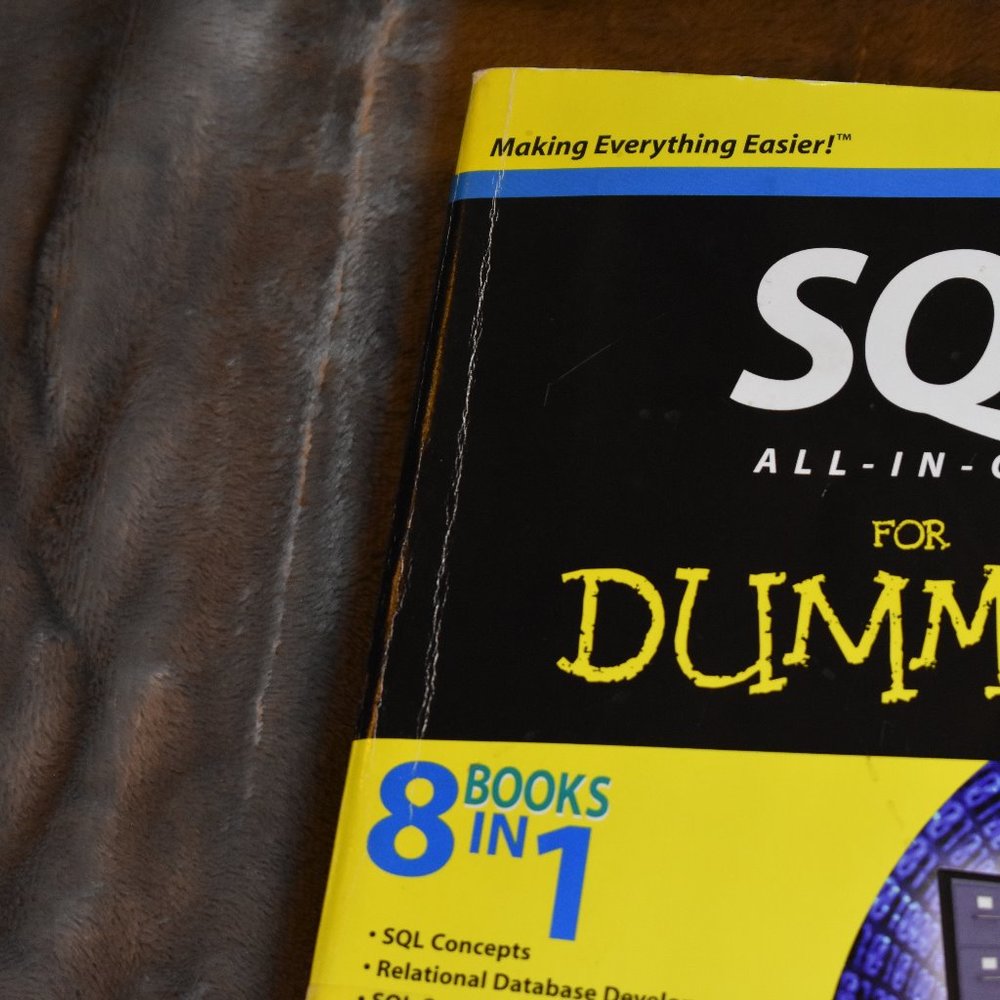 Used SQL All-in-One For Dummies Book - Picture 5 of 11